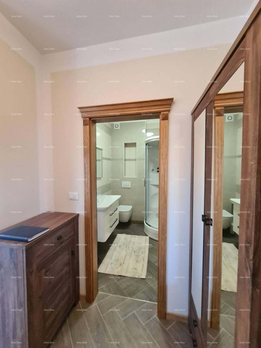 Three-storey apartment with a roof terrace! 100 meters from the sea. 5