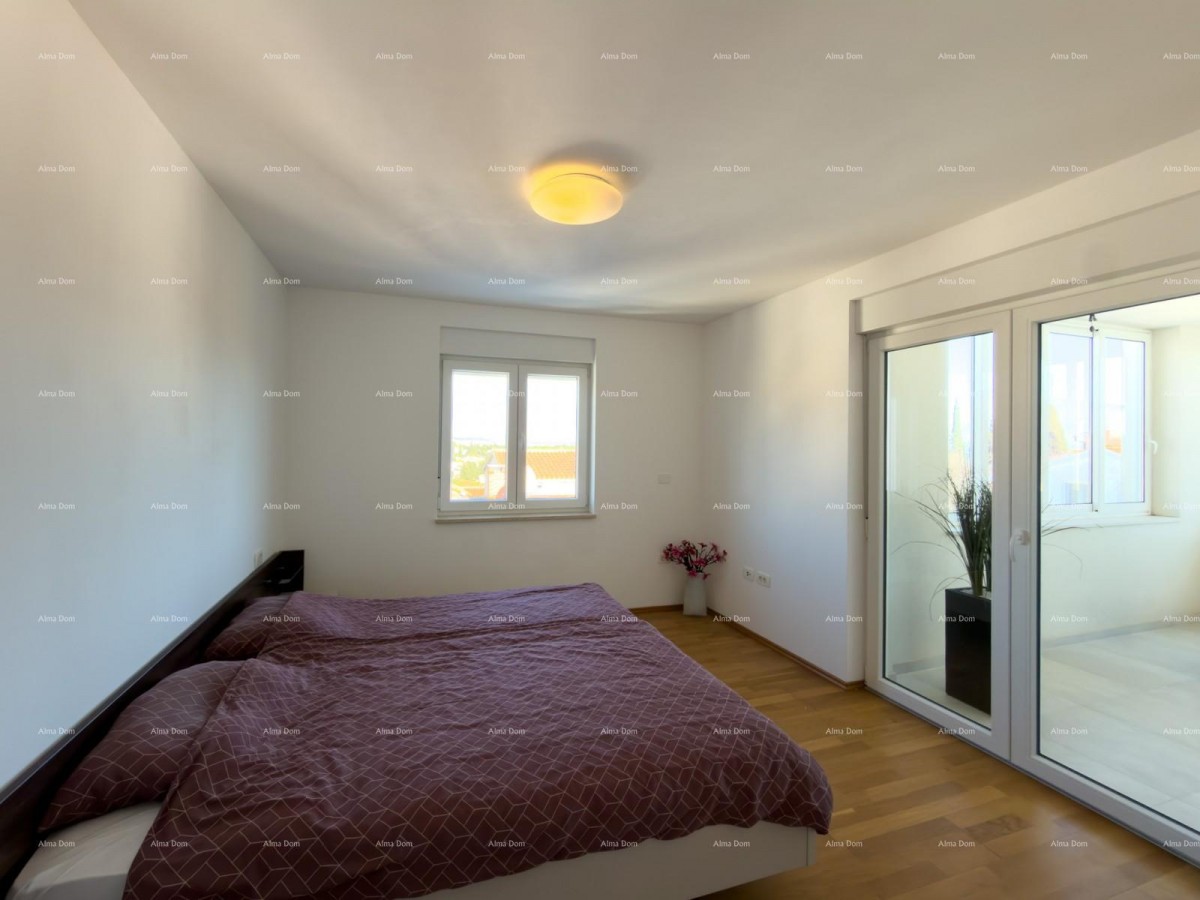 For sale: Attractive house in Premantura with a sea view. 42