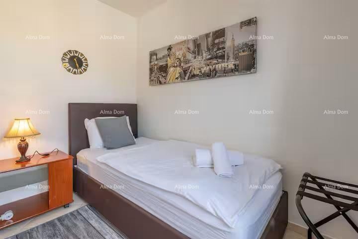 Отличная возможность! Продажа - привлекательный дом с бассейном и ухоженным участком, Банйоле! 26