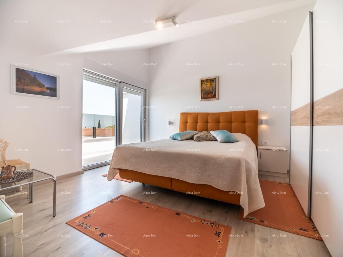 Apartmanska kuća s bazenom!Blizina mora i plaže!  Peroj. 11