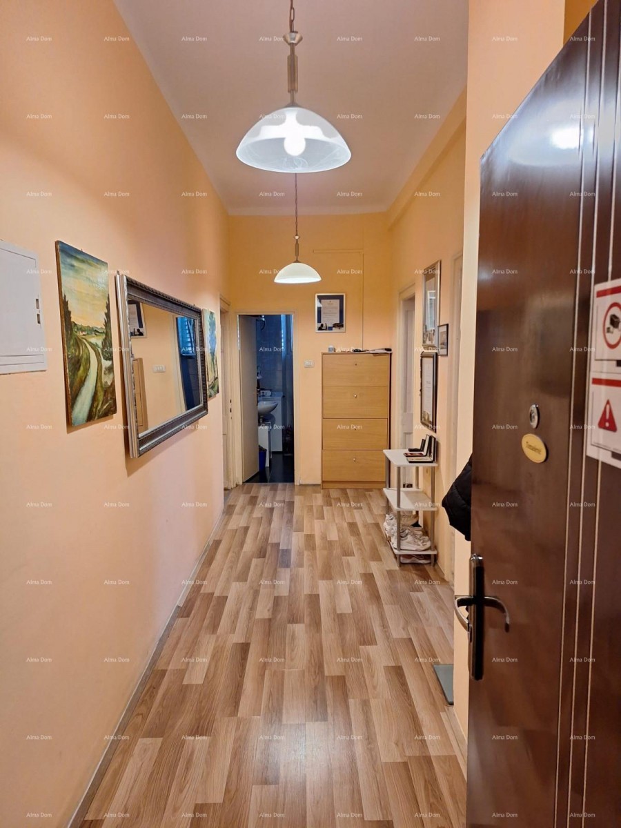 Appartamento in vendita a Pola, centro! Kaštel. 24