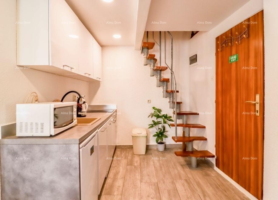 Прекрасная квартира в Ровине – 55 м², двухуровневая, с видом на старый город 9