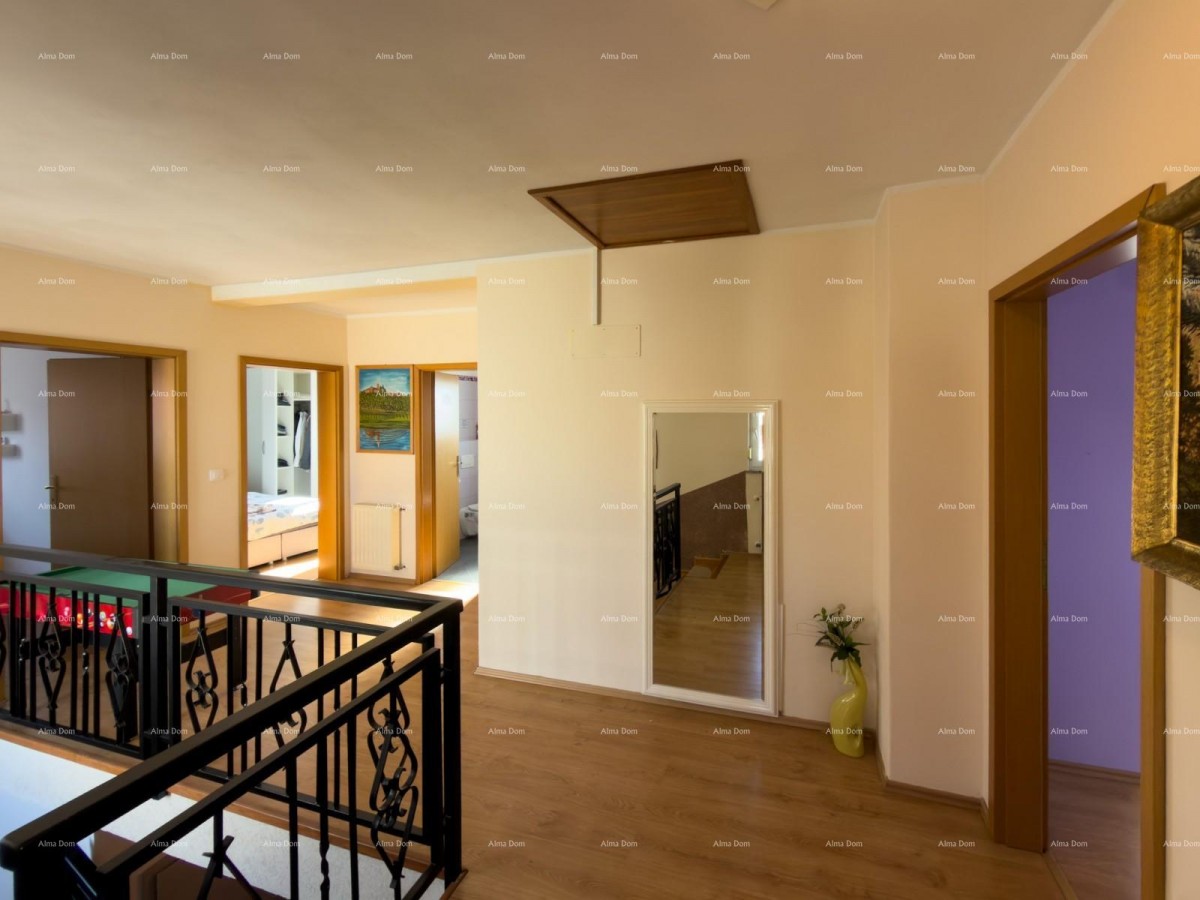 Kuća sa dva stana u okolici Pule 21