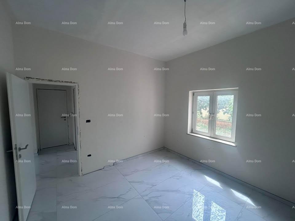 Poreč – spacious ground floor apartment with a yard 4