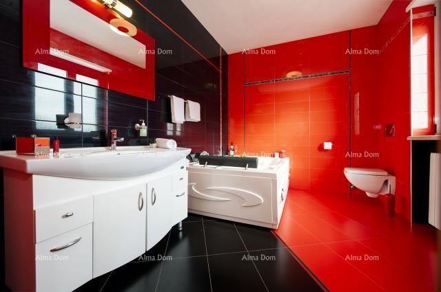 Rovinj, Beautiful Villa with Pool 16