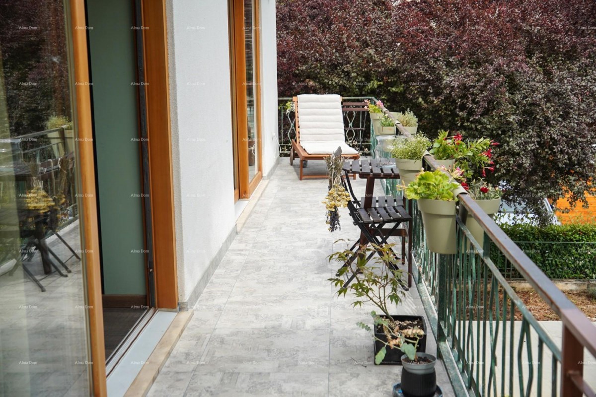 Rovinj. Apartment on the first floor of the house 30