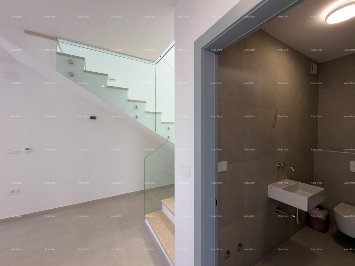 Nova moderna vila blizu morja! 14