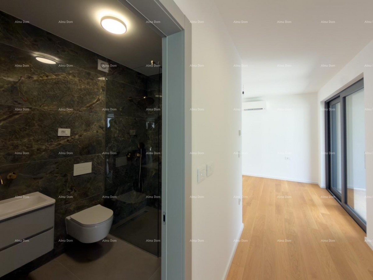 Moderna vila 100 m od morja! 27