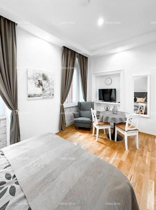 Luksuzan stan u srcu Pule – 122 m². Pješačka zona. 19
