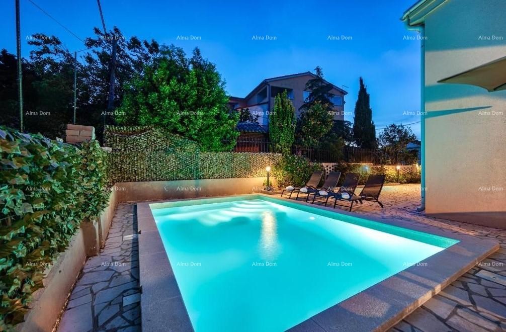 Prodaja kuće s bazenom i pogledom na more – Ližnjan 4