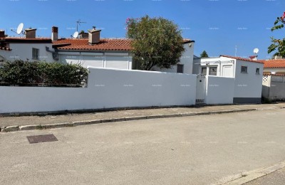 На продажу квартира на первом этаже – Барбарига, 80 м², 500 м от моря!