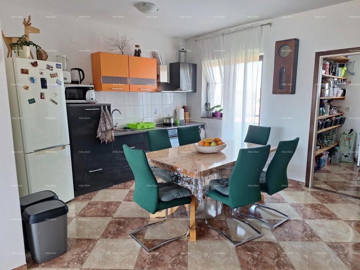 Casa con grande potenziale di investimento – Pola 3