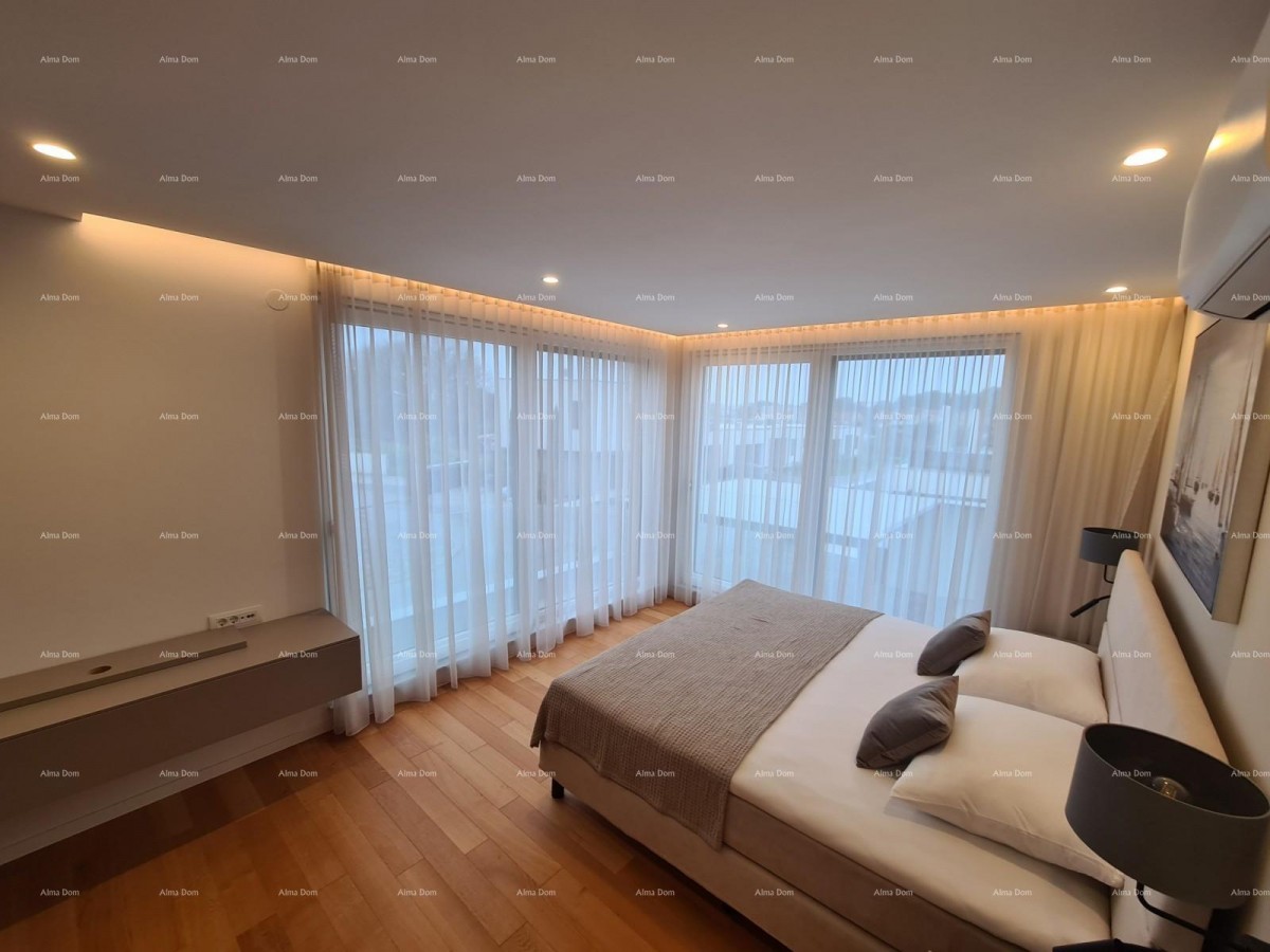 Современный дом с бассейном! BANJOLE VOLME. 20