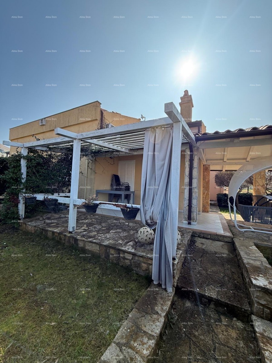 Sale - House with Pool Near the Sea, Volme, Banjole! 2