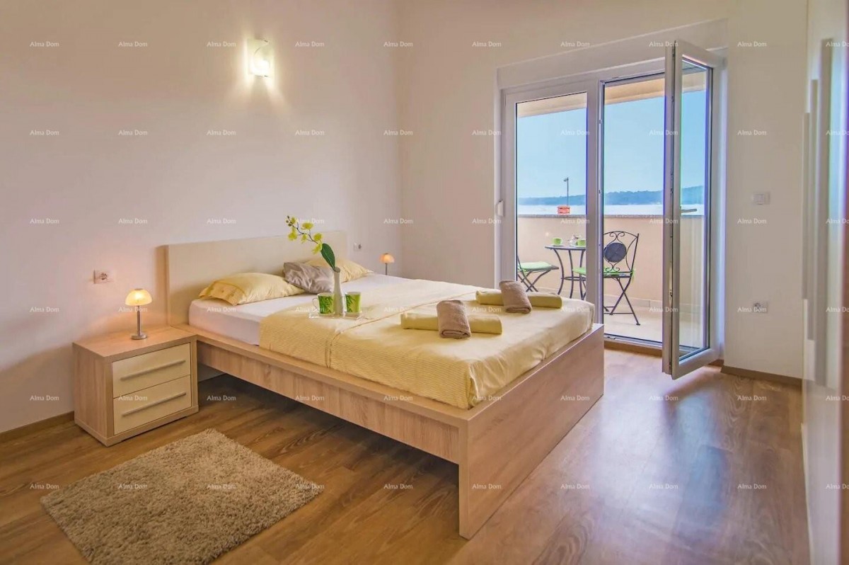 Помер. Частный дом с бассейном! 9