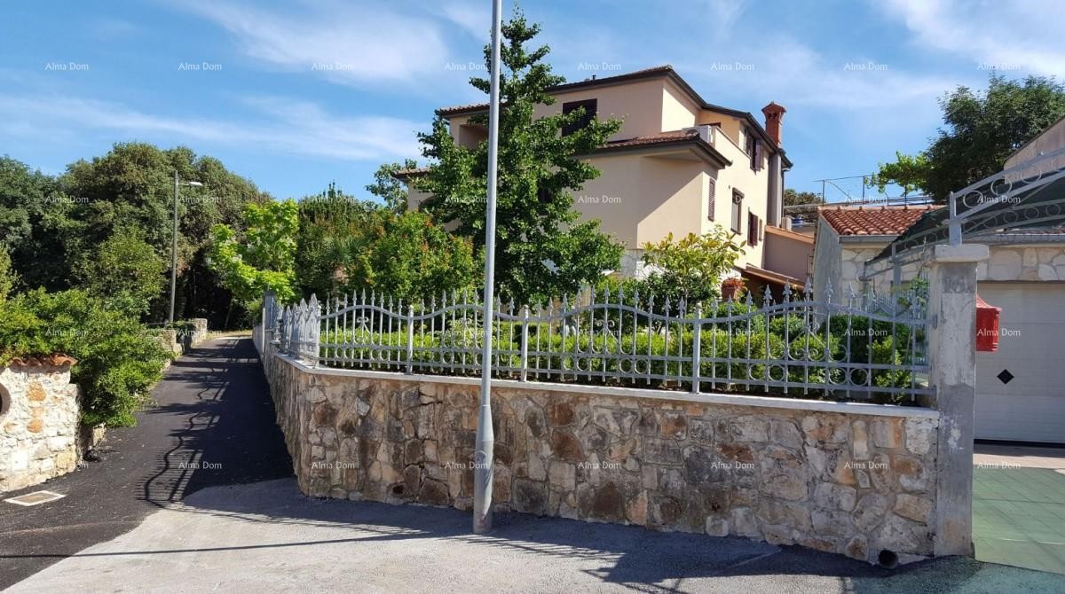 Samostojeća u blizini plaže!  Banjole. 1