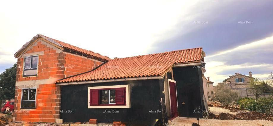 Vodnjan. Hiša v gradnji z bazenom in Svetvinčenat, zemljišče z gradbenim dovoljenjem! 15