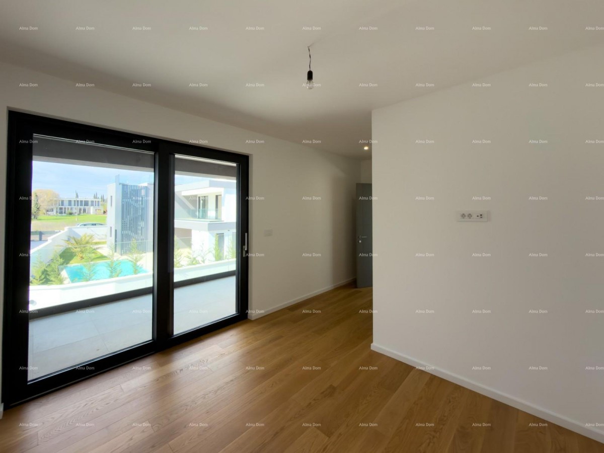 Moderna vila 100 m od morja! 30