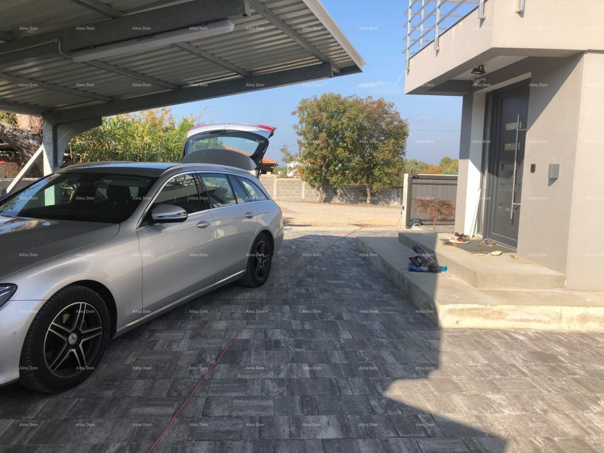 Moderna vila v Istri s pogledom na morje, strešno teraso in urejenim vrtom – 800 m od plaže 17