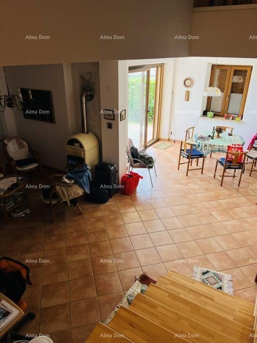 Prodaja lijepe kamene kuće sa garažom i okućnicom, Bale! 10