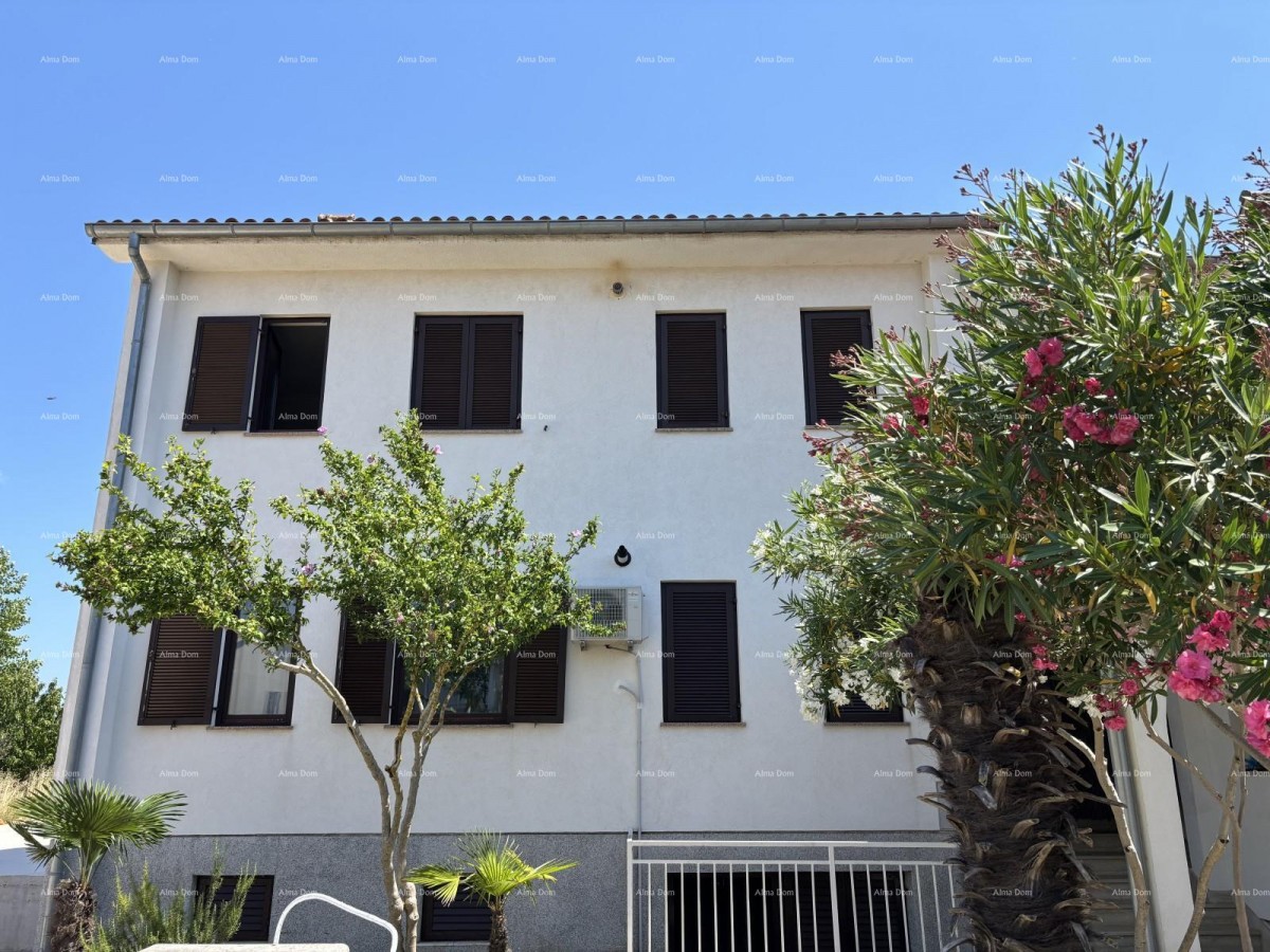 VALBANDON - House with two apartments - ideal for family life or investment 4
