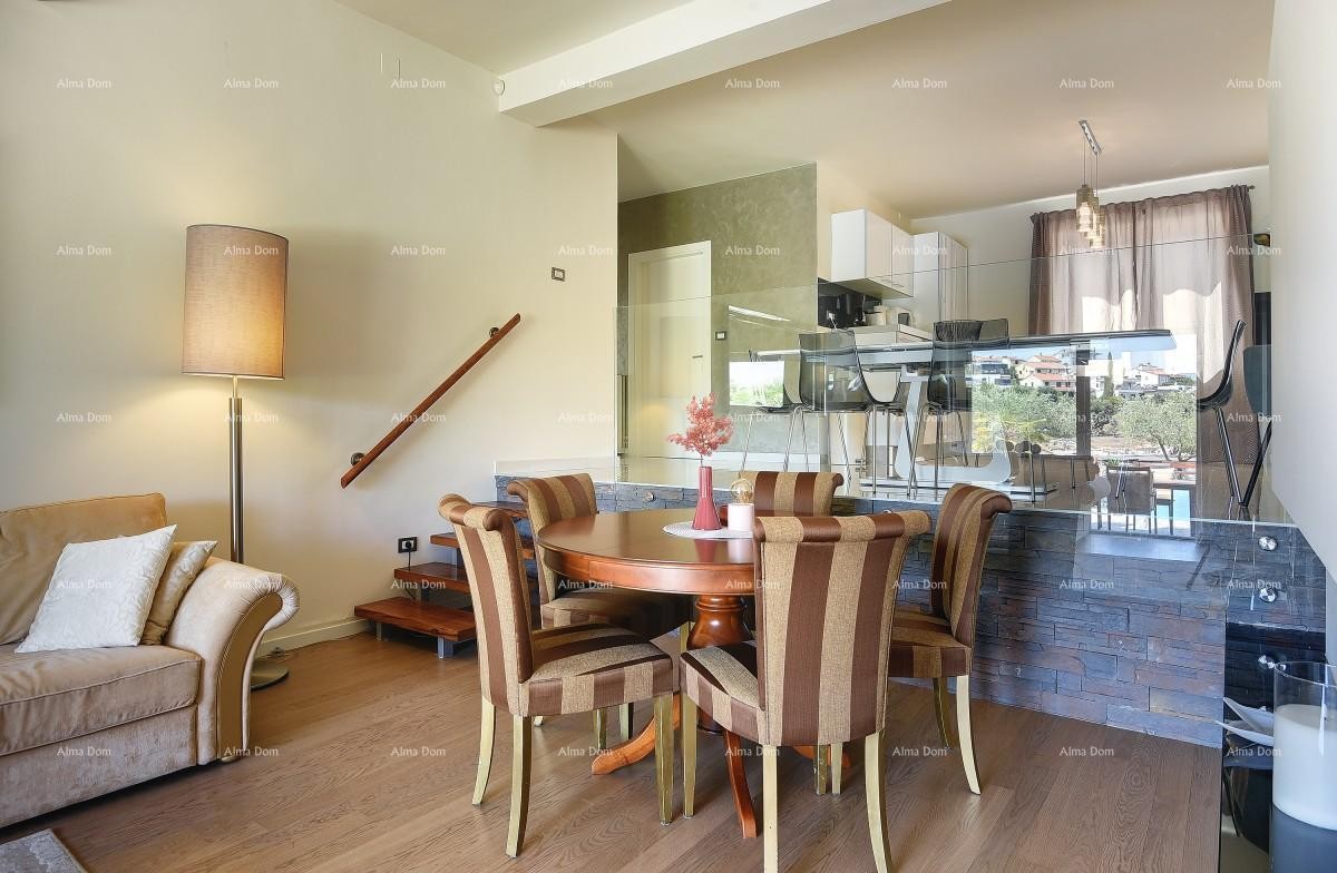 Prvi red do morja in plaže – hiša s bazenom in veliko okužnico, Pješčana Uvala! 10