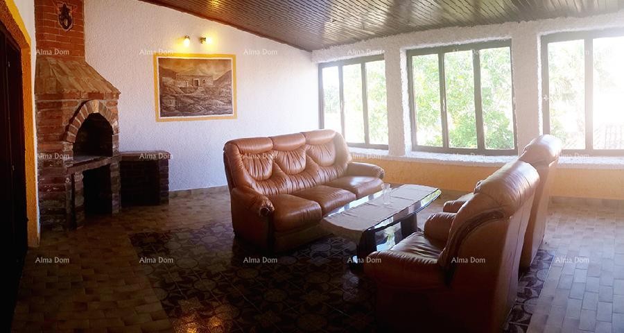 House with a restaurant near Ližnjan - Great investment! 21