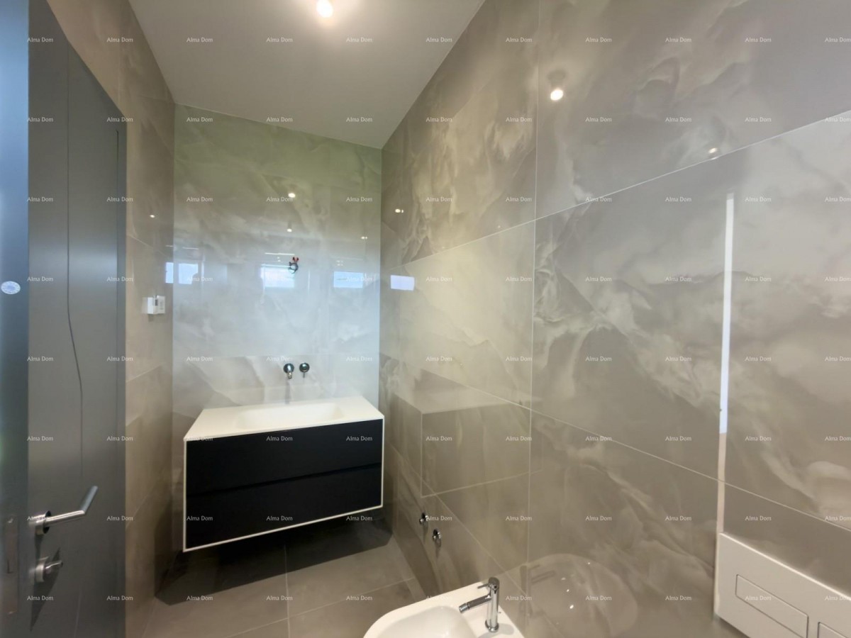 Nova moderna vila blizu morja! 32