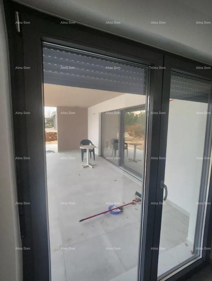 Prodamo hišo, okolica Raš 16