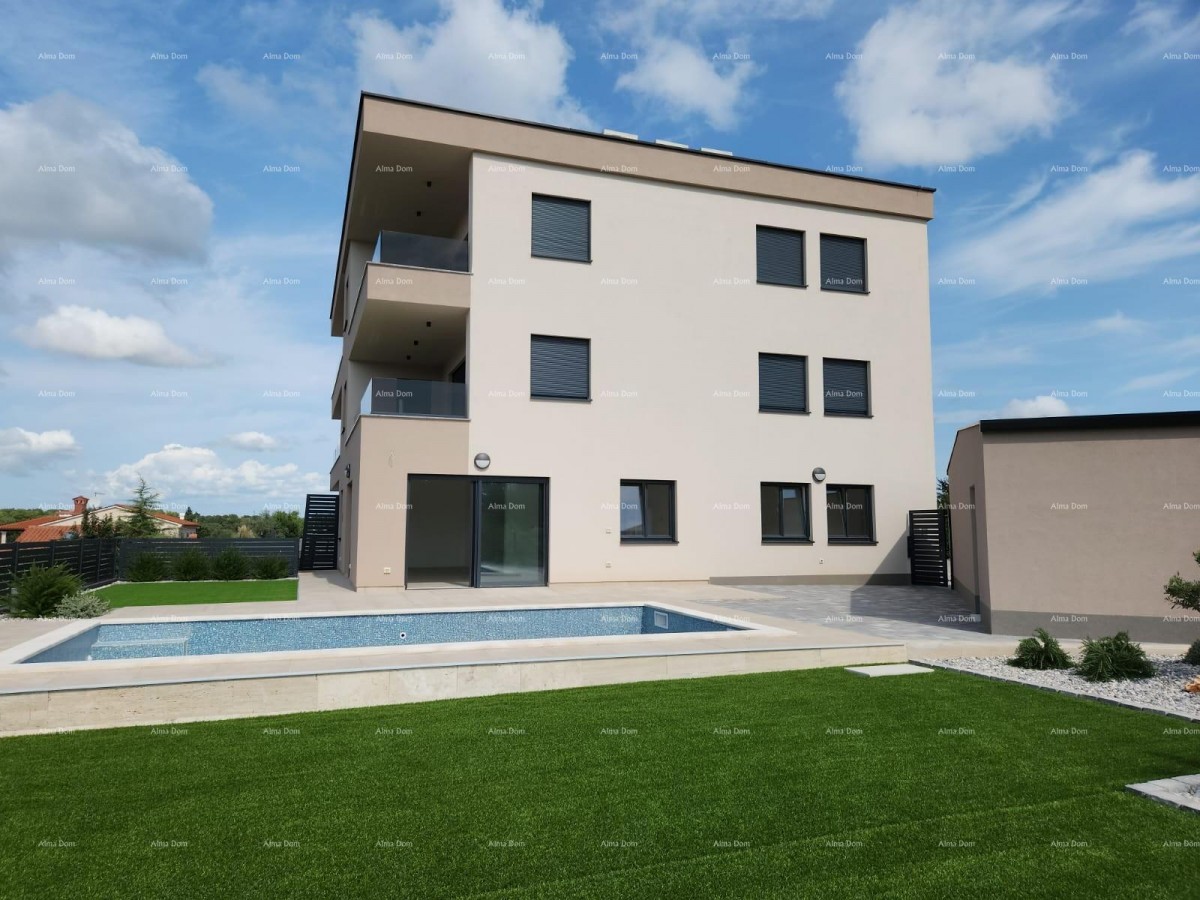 Современный оазис с бассейном и собственным садом в Банйолах 3