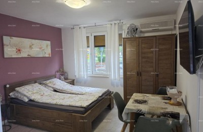 Umag, garsonjera 150 metara od mora