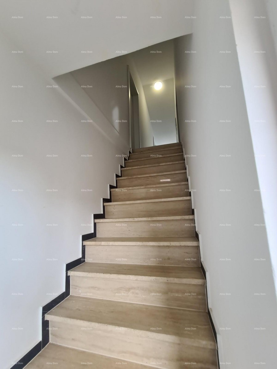 House Pula 30