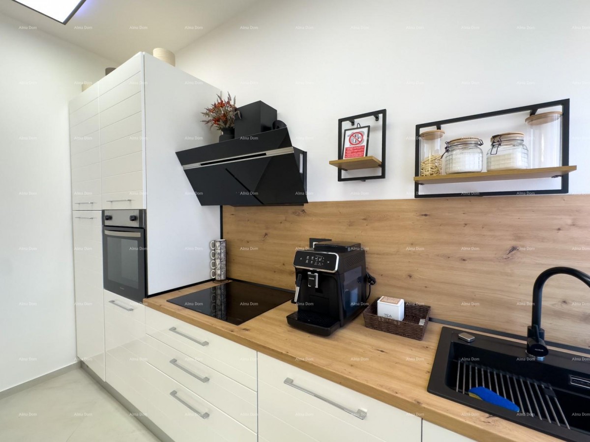 Пула центр улица Истарска 500 метров от Арены Современная полностью отремонтированная и меблированная городская квартира 25