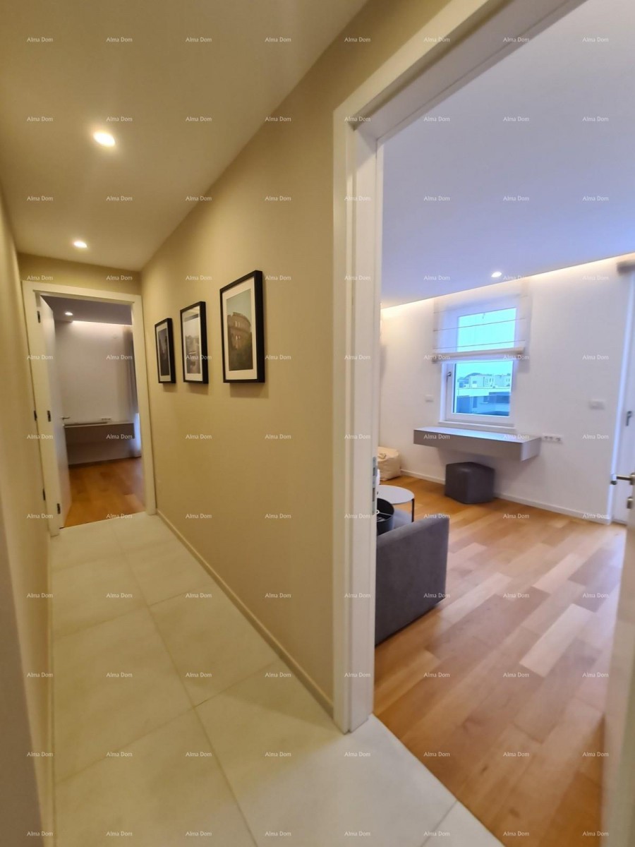 Современный дом с бассейном! BANJOLE VOLME. 18