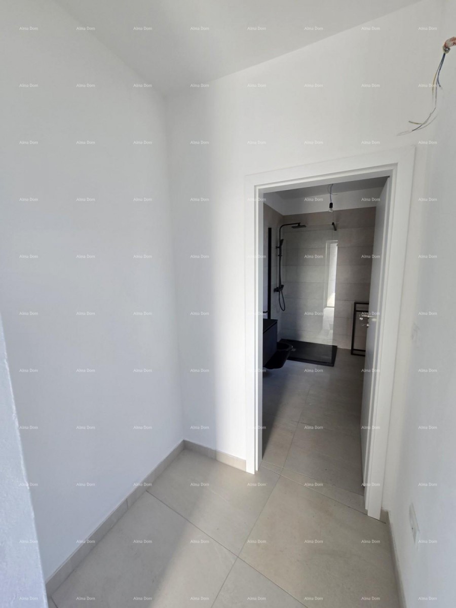 1 km do centra Medulina. Prodaja nove hiše s bazenom na odlični lokaciji, blizu morja! 26