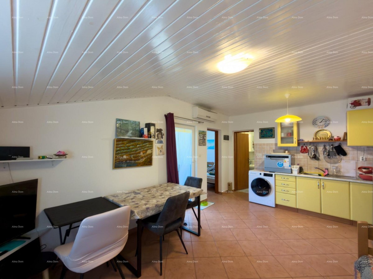 Prodajemo stan s pogledom na morje! 5