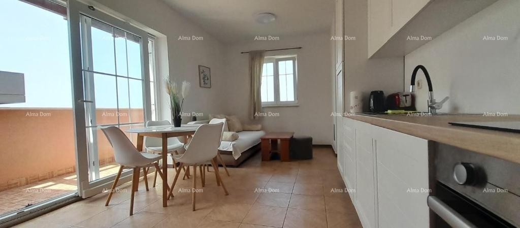 Excellent opportunity! PROPERTY WITH USAGE PERMIT. Exclusive sale of an apartment in a prime location with a garden and parking space. Sea view! Pošesi, Medulin!! 5