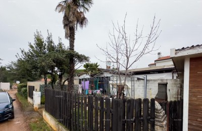 Prodaja kuće, udaljena 50 m od mora, Umag!