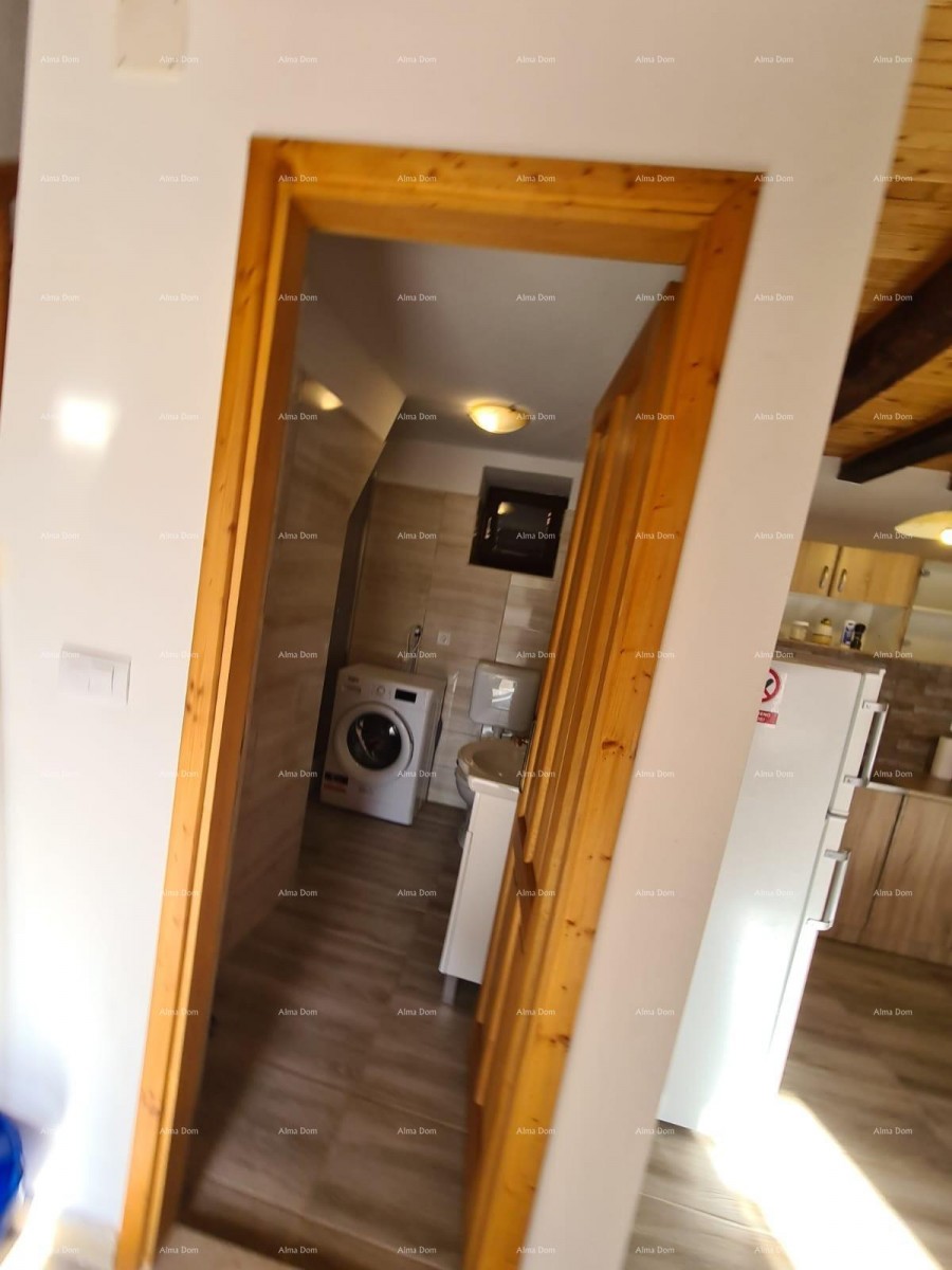 Prodaja! Dvije renovirane istarske kuće u Marčani. 3
