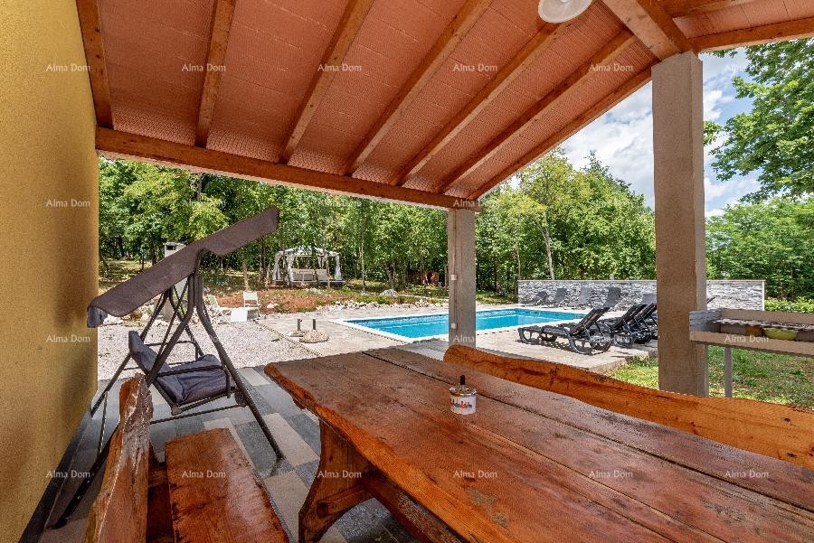 Kuća na Labinštini ! Veliki teren oko kuće od 9400 M2!! 16