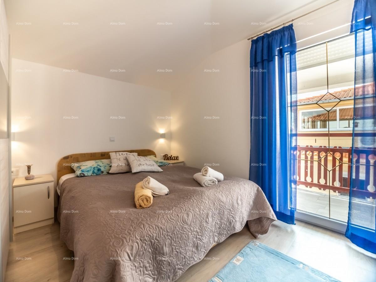 Apartmanska kuća s bazenom!Blizina mora i plaže!  Peroj. 33