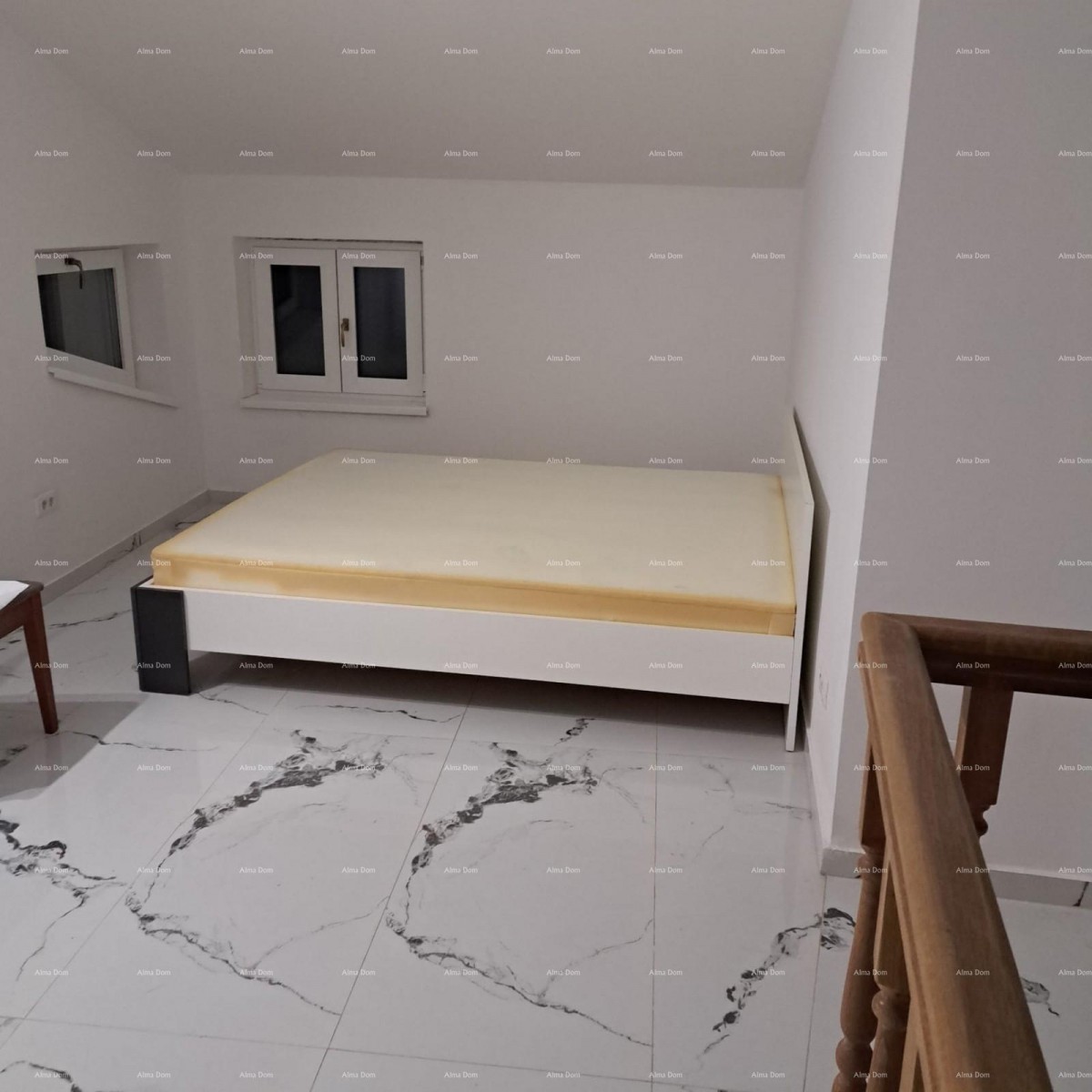 ŽMINJ – Solastniški del hiše naprodaj (3 stanovanjske enote) 1