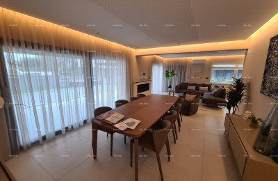 Современный дом с бассейном! BANJOLE VOLME.