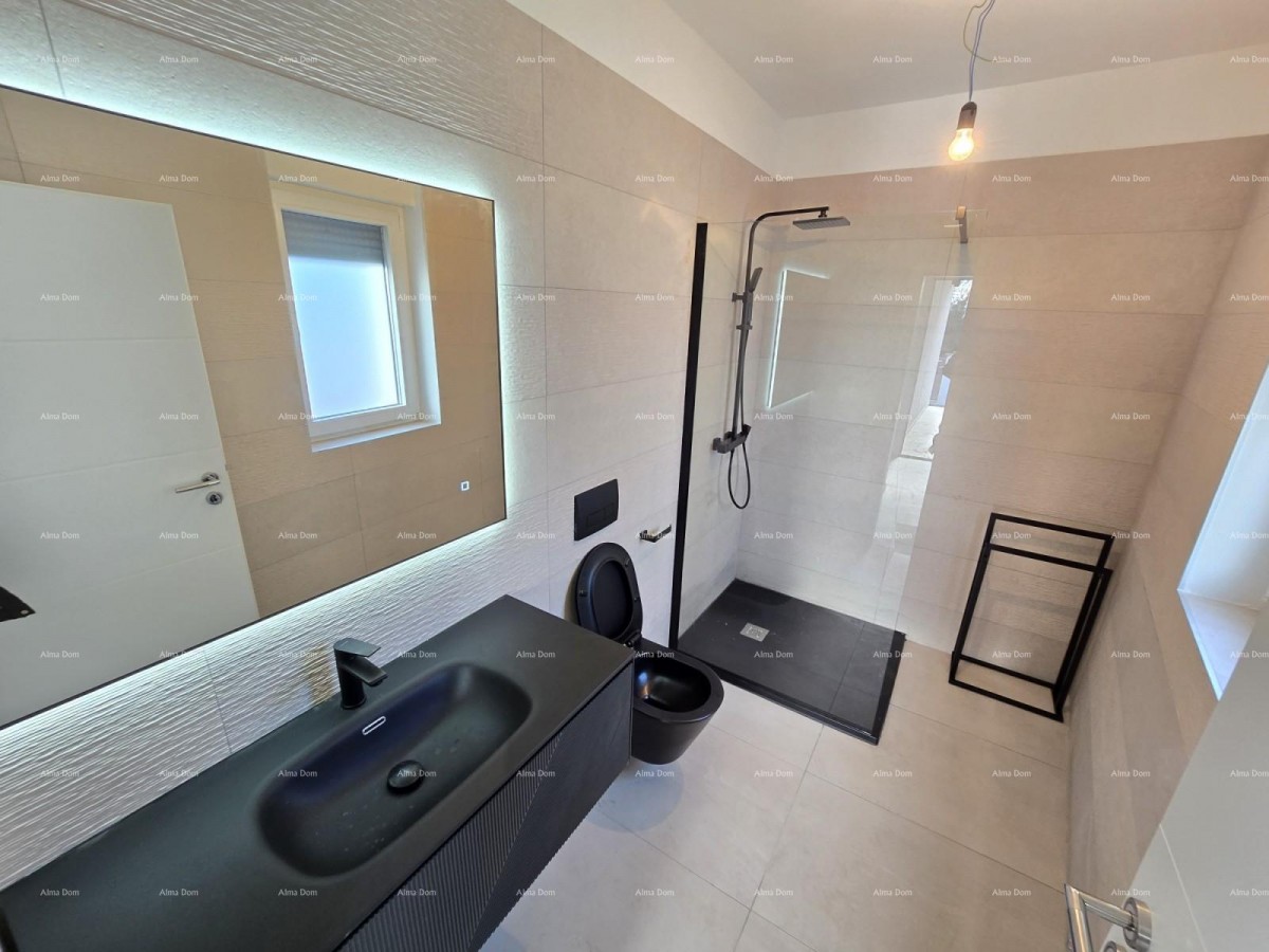 1 km do centra Medulina. Prodaja nove hiše s bazenom na odlični lokaciji, blizu morja! 28