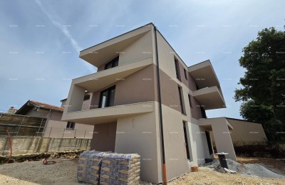 Appartamento bilocale con grande giardino a 100 metri dal lungomare.