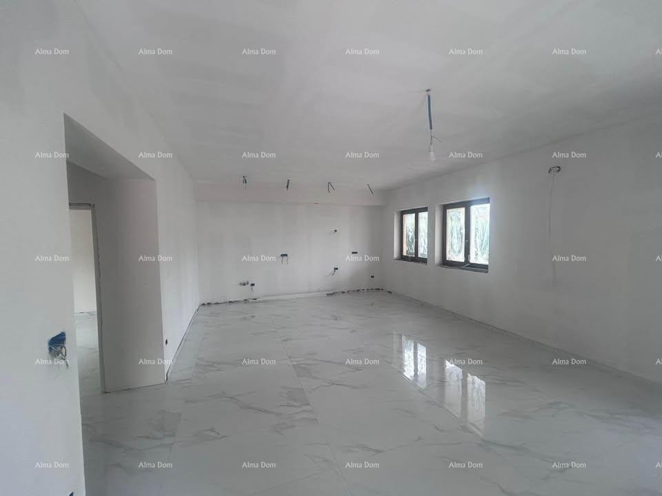 Poreč – spacious ground floor apartment with a yard 3