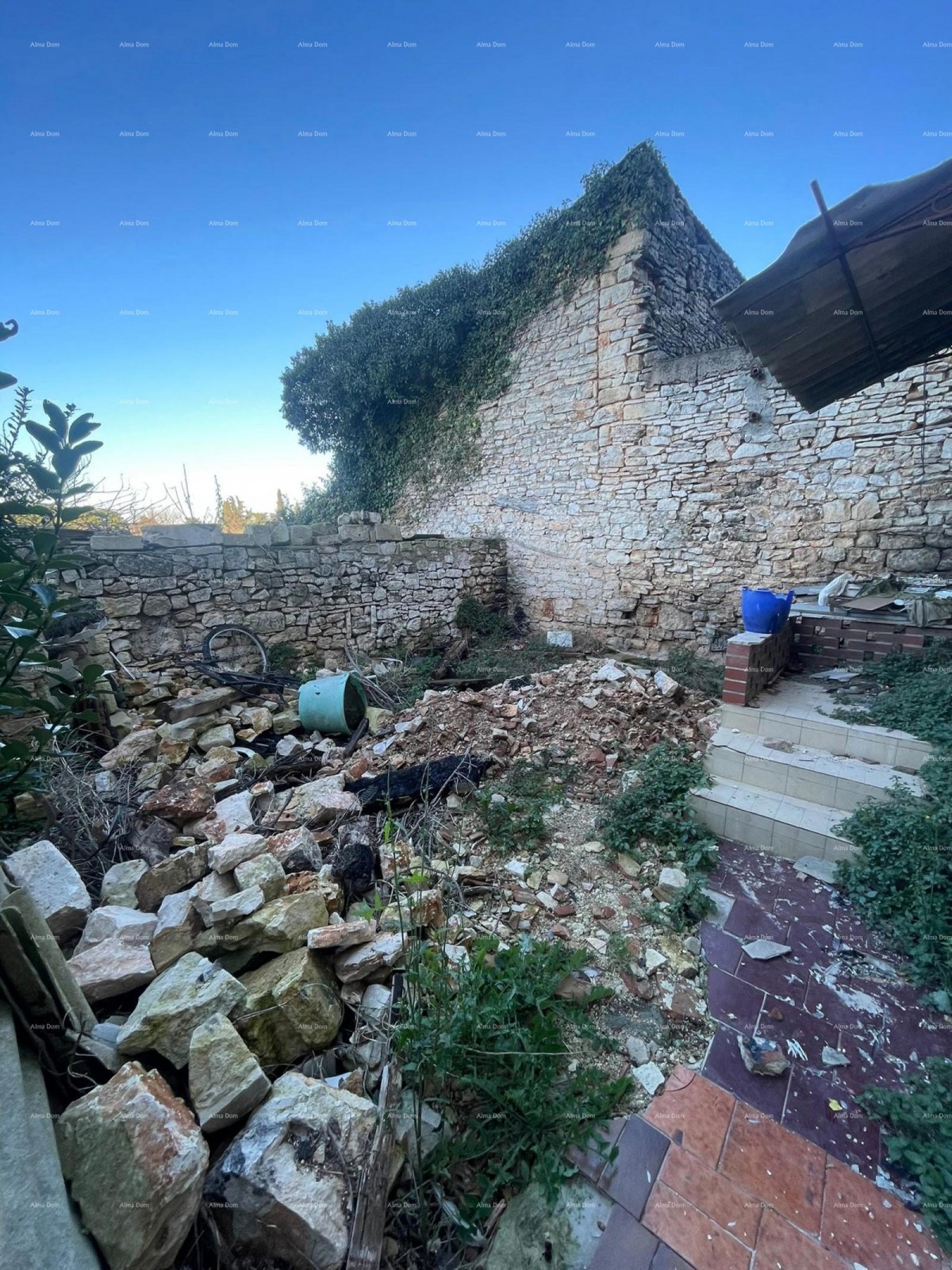 In vendita casa in pietra da ristrutturare nel cuore di Vodnjan 5