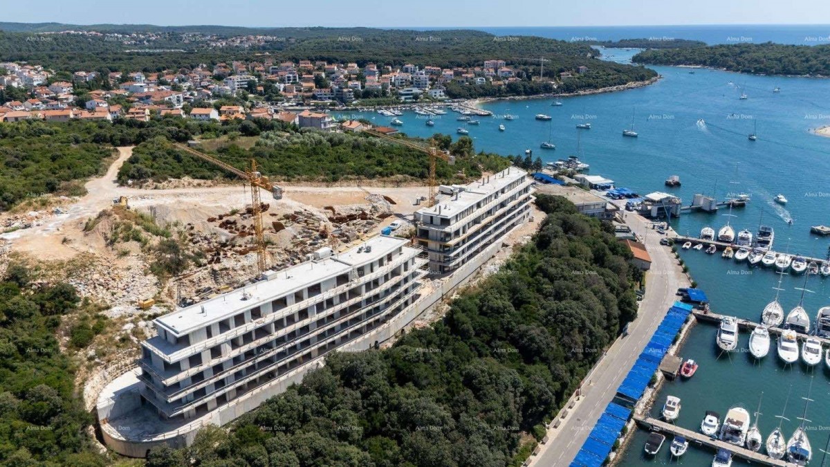 Prodaja modernih stanova u eksluzivnoj zgradi sa pogledom na marinu, Pula! 18