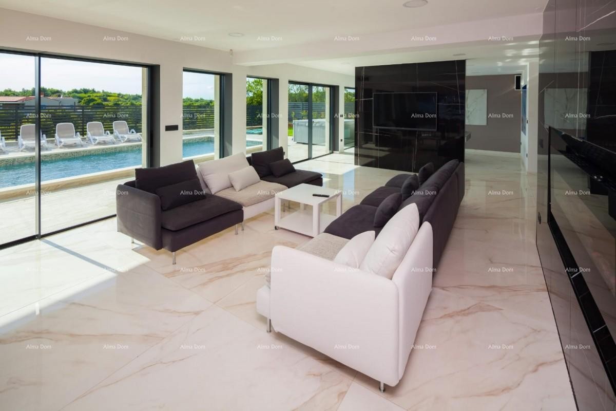 Moderna vila z bazenom v Premanturi 6