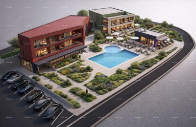 Premantura – terreno edificabile attraente per uso turistico (T2) di 2317 m², a 300 m dal mare